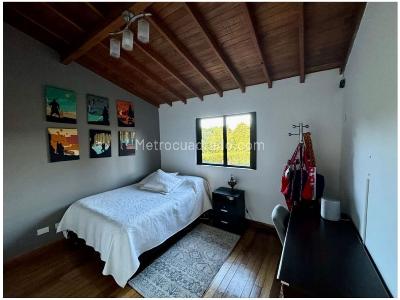 Casa de 3 alcobas en venta en Alto De Las Palmas, Envigado, 300 m² · foto 18 de 20