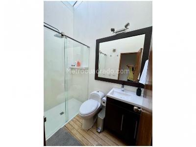 Casa de 3 alcobas en venta en Alto De Las Palmas, Envigado, 300 m² · foto 19 de 20