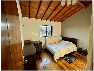 Casa de 3 alcobas en venta en Alto De Las Palmas, Envigado, 300 m² · foto 20 de 20