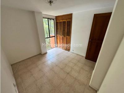 Apartamento en venta en Zuniga, Envigado · foto 8 de 12