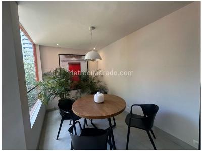 Apartamento de 3 alcobas en venta en Milla De Oro, Medellín, 192 m² · foto 3 de 15