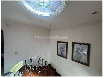 Casa de 3 alcobas en venta en Altos Del Poblado, Medellín, 345 m² · foto 14 de 17