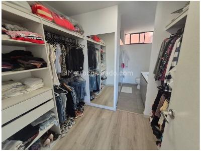Apartamento de 3 alcobas en venta en Cumbres, Envigado, 128 m² · foto 11 de 20