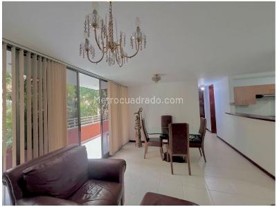 Apartamento de 2 alcobas en venta en El Poblado, Medellín, 121 m² · foto 4 de 18