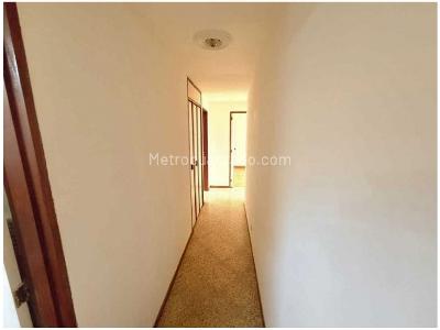 Apartamento en venta en Castropol, Medellín · foto 8 de 20