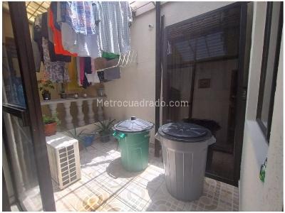 Casa de 4 alcobas en venta en Cabanas, Bello, 216 m² · foto 10 de 17
