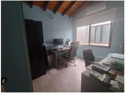 Casa de 4 alcobas en venta en Cabanas, Bello, 216 m² · foto 15 de 17