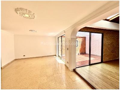 Casa de 4 alcobas en venta en Loma Del Chocho, Envigado, 204 m² · foto 5 de 20