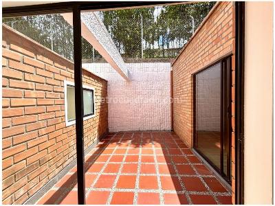 Casa de 4 alcobas en venta en Loma Del Chocho, Envigado, 204 m² · foto 7 de 20