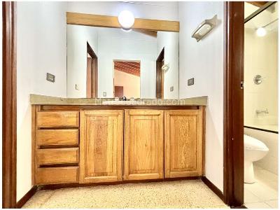 Casa de 4 alcobas en venta en Loma Del Chocho, Envigado, 204 m² · foto 14 de 20