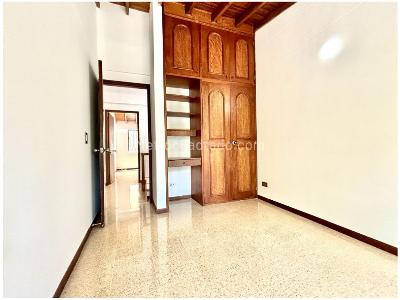 Casa de 4 alcobas en venta en Loma Del Chocho, Envigado, 204 m² · foto 18 de 20