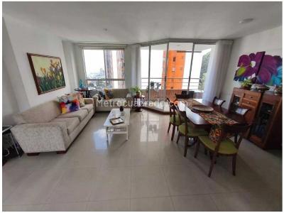 Apartamento de 2 alcobas en venta en Loma Del Tesoro, Medellín, 87 m² · foto 5 de 11
