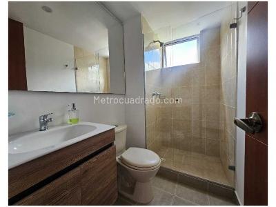 Apartamento de 2 alcobas en venta en Loma Del Tesoro, Medellín, 87 m² · foto 9 de 11