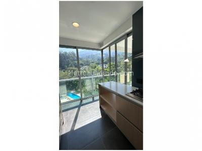 Apartamento de 3 alcobas en venta en El Poblado, Medellín, 245 m² · foto 7 de 17