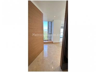 Apartamento de 3 alcobas en venta en El Poblado, Medellín, 245 m² · foto 8 de 17