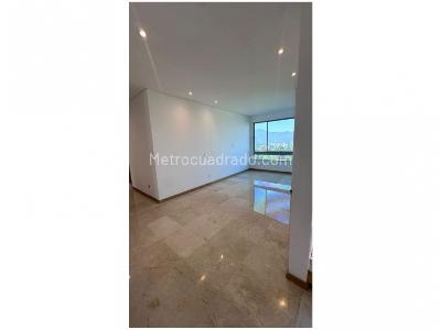 Apartamento de 3 alcobas en venta en El Poblado, Medellín, 245 m² · foto 10 de 17
