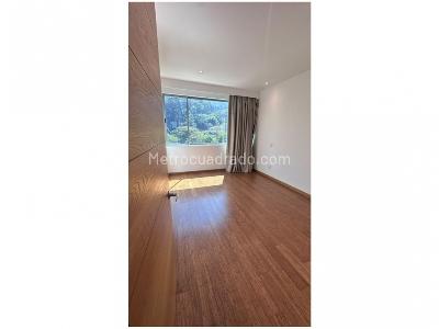 Apartamento de 3 alcobas en venta en El Poblado, Medellín, 245 m² · foto 11 de 17