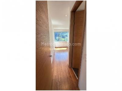 Apartamento de 3 alcobas en venta en El Poblado, Medellín, 245 m² · foto 17 de 17