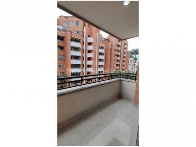 Apartamento de 4 alcobas en venta en Laureles, Medellín, 112 m² · foto 5 de 20