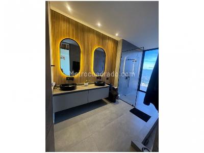 Casa de 4 alcobas en venta en Envigado, Medellín, 385 m² · foto 6 de 11