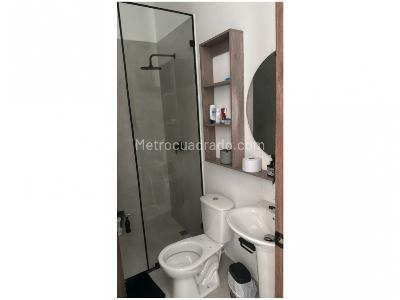 Casa de 4 alcobas en venta en Envigado, Medellín, 385 m² · foto 10 de 11