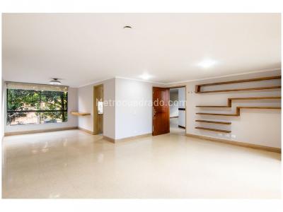 Apartamento de 3 alcobas en venta en El Poblado, Medellín, 142 m² · foto 3 de 20