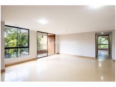 Apartamento de 3 alcobas en venta en El Poblado, Medellín, 142 m² · foto 5 de 20