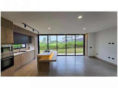 Casa de 3 alcobas en venta en Gualanday, Rionegro, 181 m² · foto 5 de 20