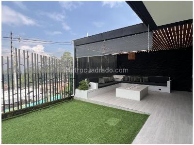 Casa de 3 alcobas en venta en Loma El Atravesado, Envigado, 289 m² · foto 2 de 20