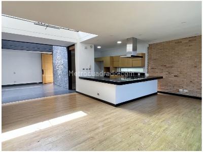 Casa de 3 alcobas en venta en Loma El Atravesado, Envigado, 289 m² · foto 8 de 20