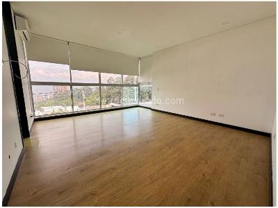 Casa de 3 alcobas en venta en Loma El Atravesado, Envigado, 289 m² · foto 13 de 20
