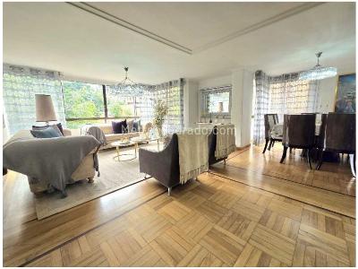 Apartamento en venta en El Poblado, Medellín · foto 2 de 18