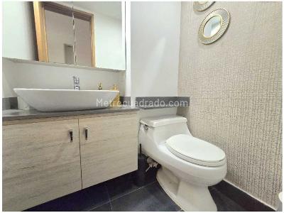 Apartamento en venta en El Poblado, Medellín · foto 9 de 18