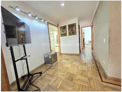 Apartamento en venta en El Poblado, Medellín · foto 10 de 18