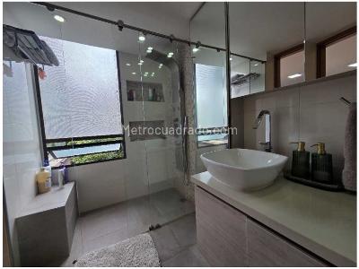 Apartamento en venta en El Poblado, Medellín · foto 13 de 18