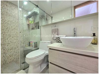 Apartamento en venta en El Poblado, Medellín · foto 17 de 18