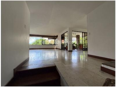 Apartamento de 3 alcobas en venta en El Poblado, Medellín, 175 m² · foto 3 de 20