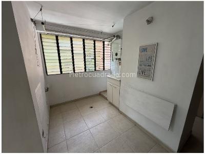Apartamento de 3 alcobas en venta en El Poblado, Medellín, 175 m² · foto 9 de 20