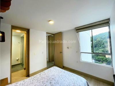Apartamento de 3 alcobas en venta en El Poblado, Medellín, 73 m² · foto 10 de 20