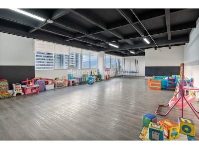 Apartamento de 3 alcobas en venta en El Poblado, Medellín, 73 m² · foto 15 de 20