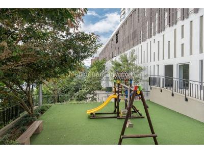 Apartamento de 3 alcobas en venta en El Poblado, Medellín, 73 m² · foto 17 de 20