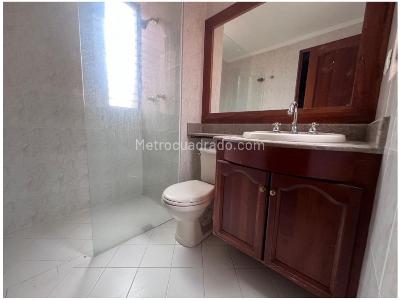 Apartamento de 3 alcobas en venta en El Poblado, Medellín, 175 m² · foto 17 de 20