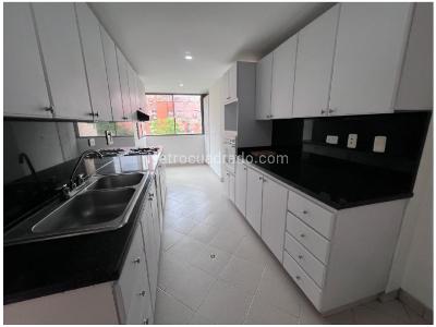 Apartamento de 3 alcobas en venta en El Poblado, Medellín, 175 m² · foto 20 de 20