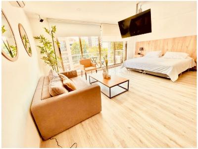 Apartaestudio en venta en El Poblado, Medellín, 55 m² · foto 2 de 20