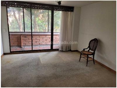 Apartamento de 3 alcobas en venta en El Poblado, Medellín, 279 m² · foto 6 de 10