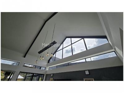 Casa de 5 alcobas en venta en Alto Del Escobero, Envigado, 325 m² · foto 14 de 20