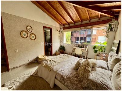 Casa de 3 alcobas en venta en Benedictinos, Envigado, 318 m² · foto 19 de 20