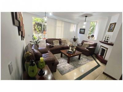 Casa de 4 alcobas en venta en Loma Del Esmeraldal, Envigado, 187 m² · foto 5 de 20
