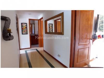 Casa de 4 alcobas en venta en Loma Del Esmeraldal, Envigado, 187 m² · foto 14 de 20