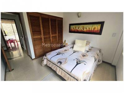 Casa de 4 alcobas en venta en Loma Del Esmeraldal, Envigado, 187 m² · foto 15 de 20